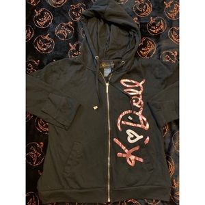 Kim Kardashian Jogging Set